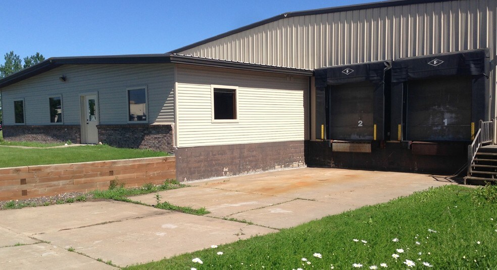 More Photos Of 805 Prospect Ave, Osceola Manufacturing For Sale