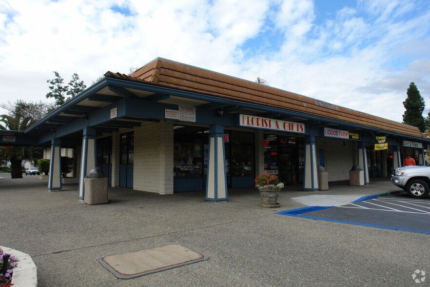Primary Photo Of 39933-39947 Mission Blvd, Fremont Storefront For Lease