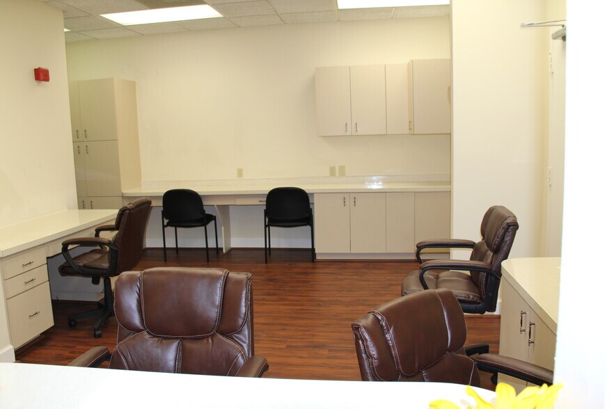 More Photos Of 13801 Bruce B Downs Blvd, Tampa Medical For Lease