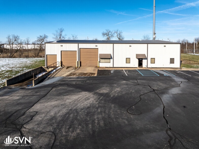 More Photos Of 111 Capital Ct, Nicholasville Industrial For Sale