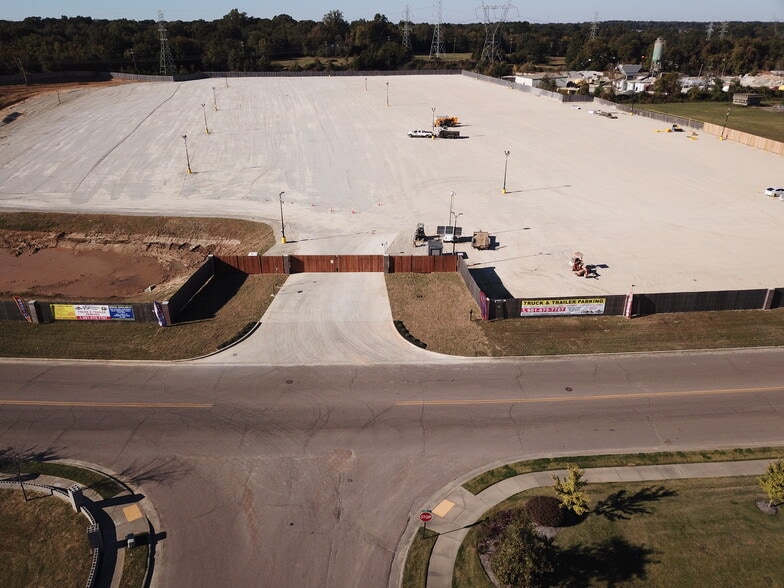 More Photos Of 9140 Cordova Rd park, Cordova Land For Lease