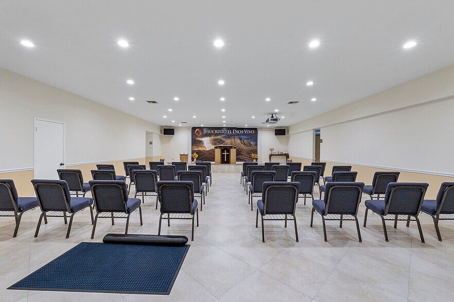 More Photos Of 1416 SE 2nd Ter, Deerfield Beach Religious Facility For Sale