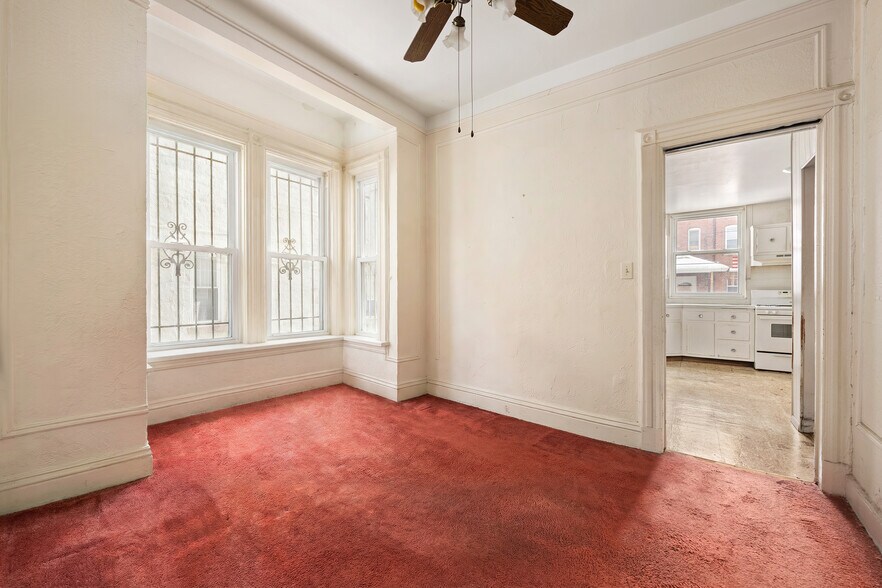 More Photos Of 250 Midwood St, Brooklyn Flex For Sale