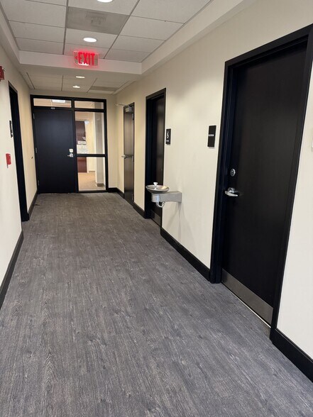 More Photos Of 346 Shelburne Rd, Burlington Office For Lease