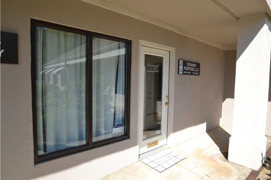 More Photos Of 4 Bradley Park Ct, Columbus Office For Lease