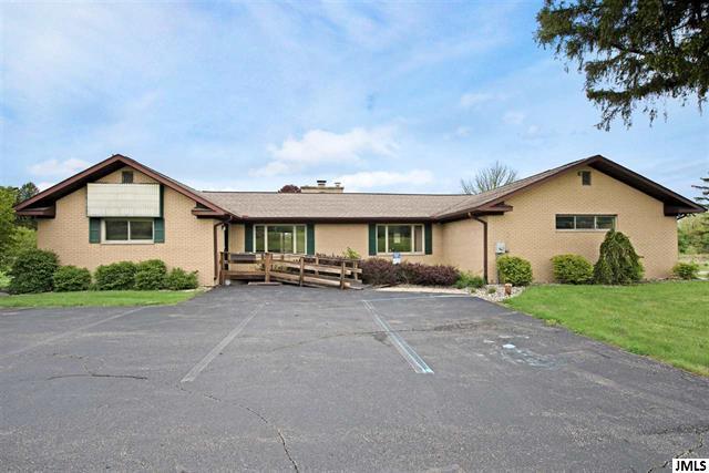 Primary Photo Of 3600 Spring Arbor Rd, Jackson Office For Lease