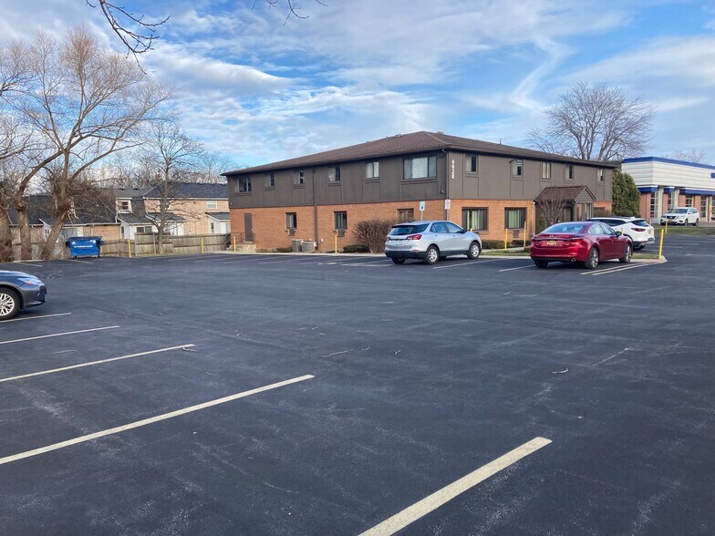 More Photos Of 6028 Sheridan Dr, Williamsville Office For Sale