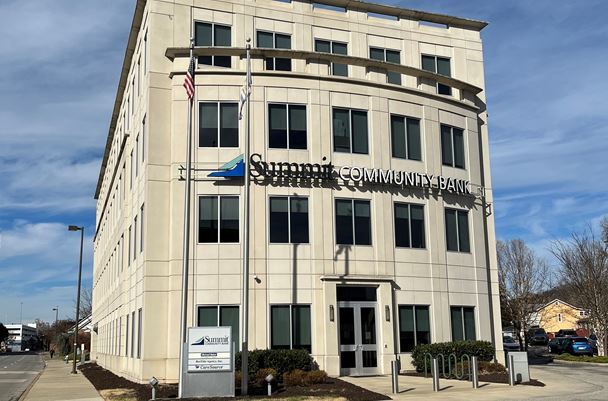 More Photos Of 400 Washington St E, Charleston Office For Lease