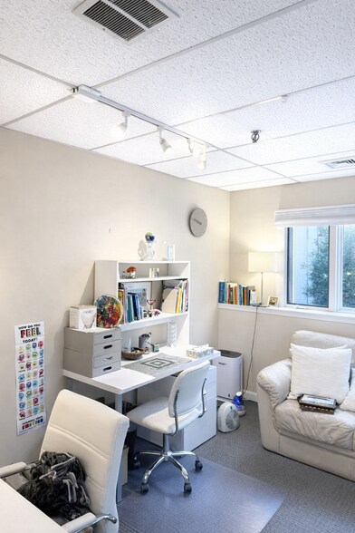 More Photos Of 11 River St, Wellesley Office For Lease