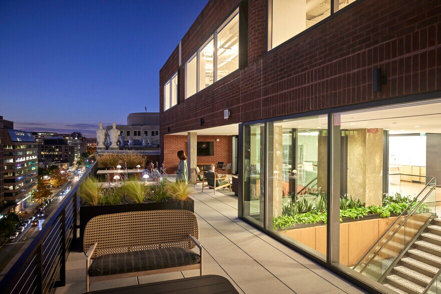 More Photos Of 1101 Connecticut Ave NW, Washington Office For Lease