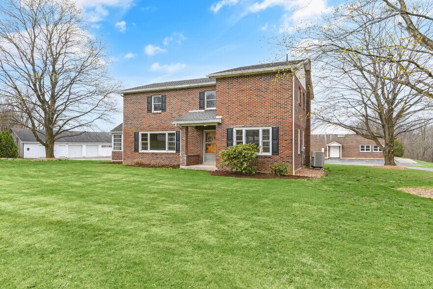 More Photos Of 140 Shartlesville Rd, Bernville Warehouse For Sale