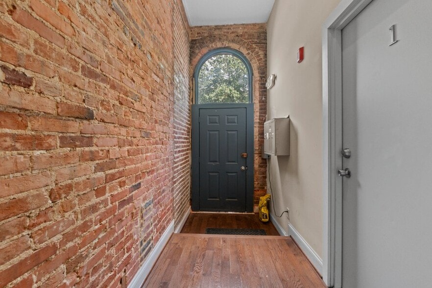 More Photos Of 2740 Saint Paul St, Baltimore Apartments For Sale