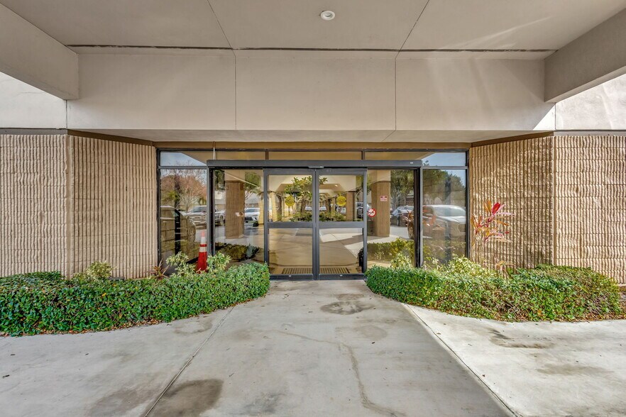 More Photos Of 13005 Southern Blvd, Loxahatchee Medical For Lease