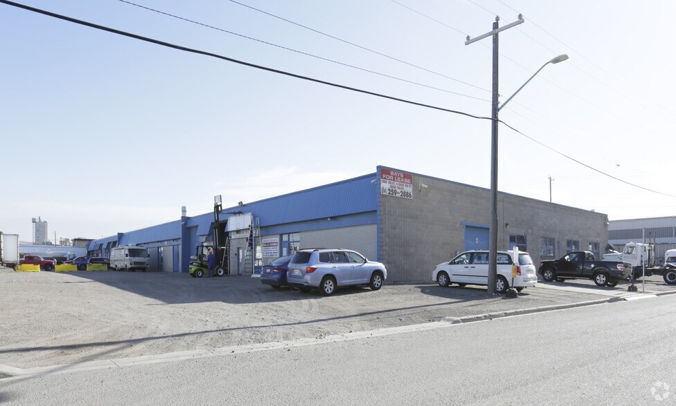 More Photos Of 4150 14A St SE, Calgary Warehouse For Lease