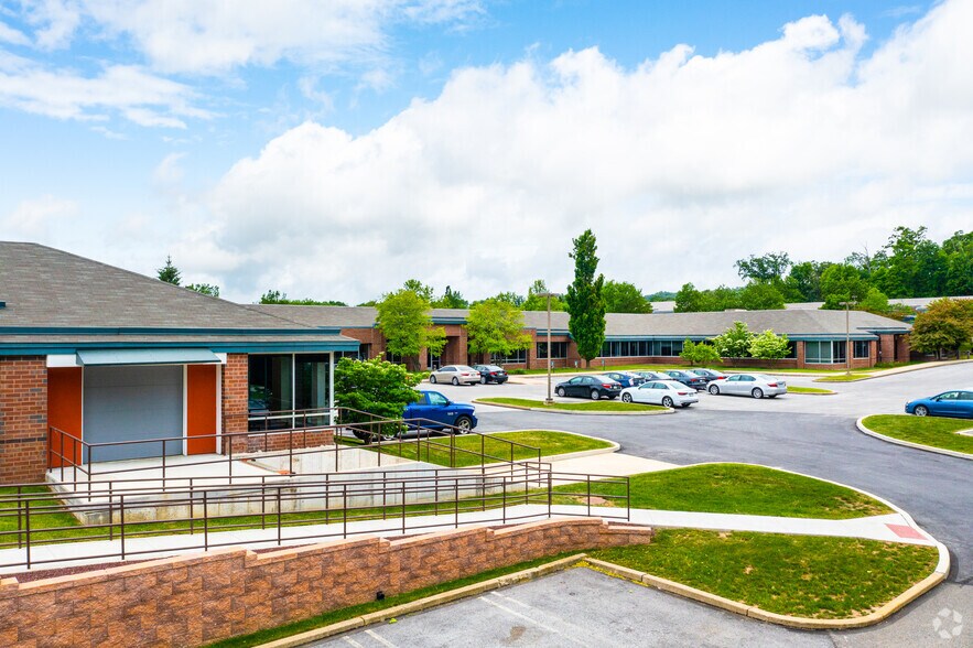 More Photos Of 2900 Horizon Dr, King Of Prussia Office For Lease