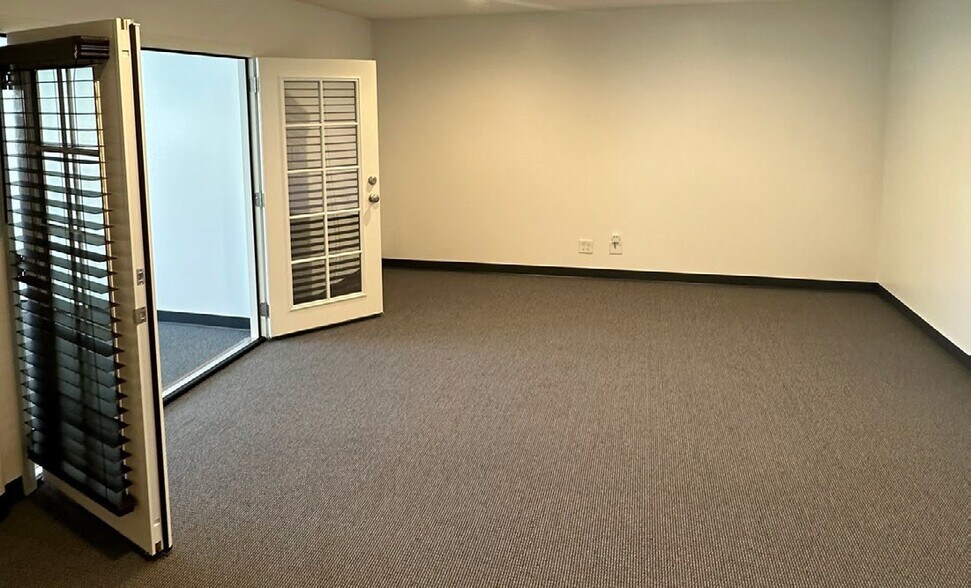 More Photos Of 805 W Rialto Ave, Rialto Land For Lease