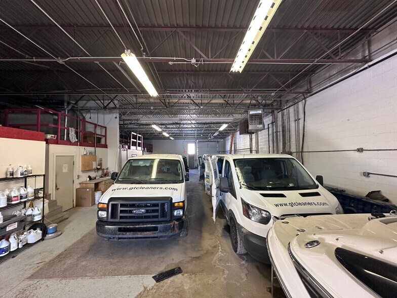 More Photos Of 3160 Continental Dr, Traverse City Warehouse For Sale