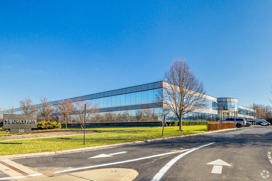 More Photos Of 515 Broadhollow Rd, Melville Office For Lease