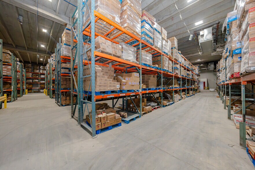 More Photos Of 18770 NE 6th Ave, Miami Refrigeration Cold Storage For Lease