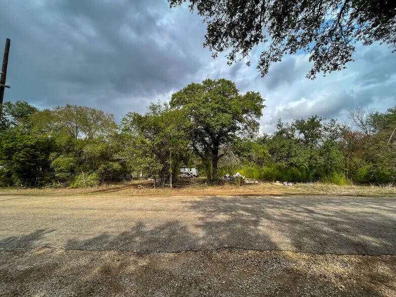 More Photos Of 1121 Comanche Dr, Bulverde Land For Sale