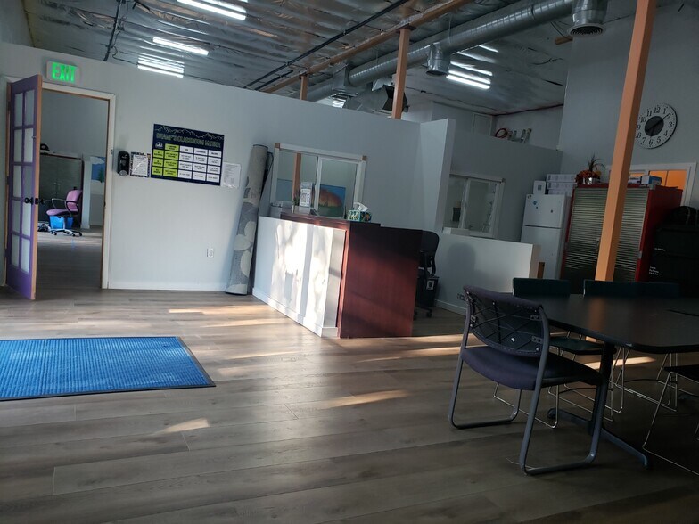 More Photos Of 10458-10494 S Redwood Rd, South Jordan Storefront For Lease