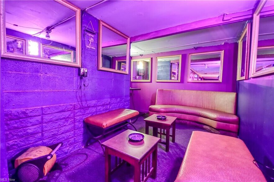 More Photos Of 3560 E 93rd St, Cleveland Bar For Sale