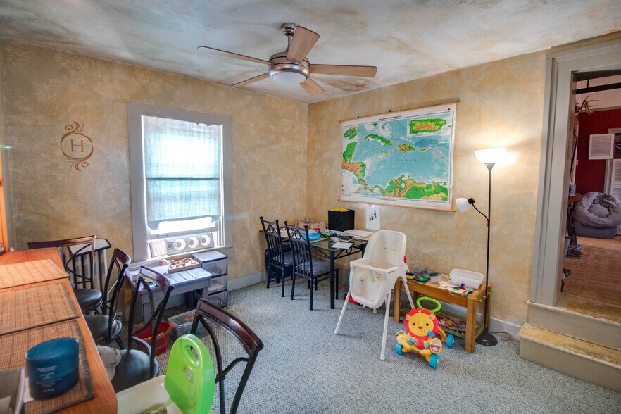 More Photos Of 212 E Main St, Carlinville Office Residential For Sale