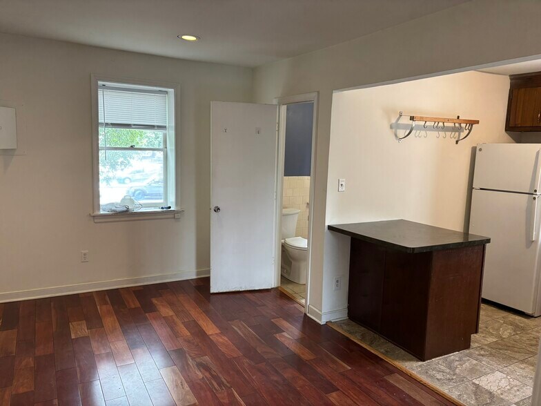 More Photos Of 7 N 21st St, Richmond Multifamily For Sale