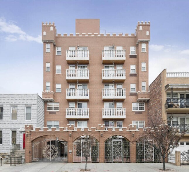 Primary Photo Of 2582 37th St, Astoria Apartments For Sale