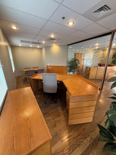 More Photos Of 36800 N Sidewinder Rd, Carefree Medical For Sale