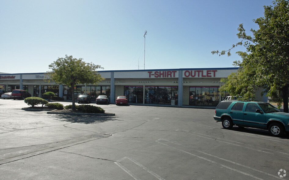 More Photos Of 1420 E Hatch Rd, Modesto Freestanding For Lease