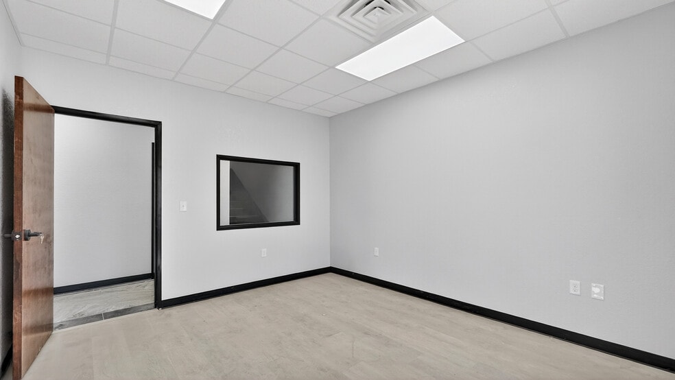 More Photos Of 16511 W Basin St, Odessa Industrial For Sale