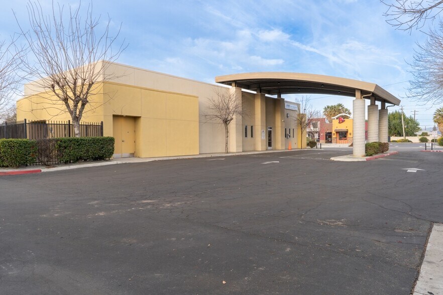 More Photos Of 406 E Elm Ave, Coalinga Office For Sale