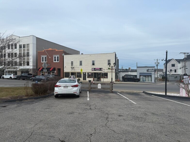 More Photos Of 23 Sandwich St, Plymouth Freestanding For Lease