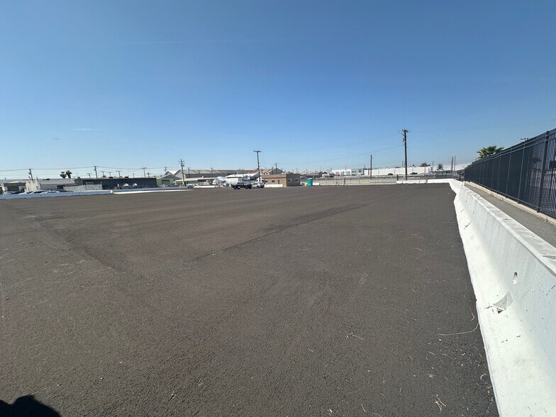 More Photos Of 2920 Ross St, Vernon Land For Lease