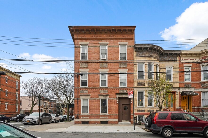 More Photos Of 6046 Putnam Ave, Ridgewood Apartments For Sale