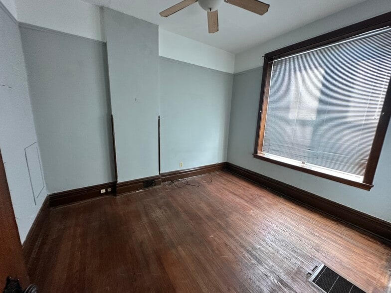 More Photos Of 6955 S King Dr, Chicago Specialty For Sale