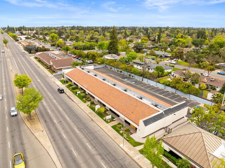 More Photos Of 1665 W Shaw Ave, Fresno Medical For Sale