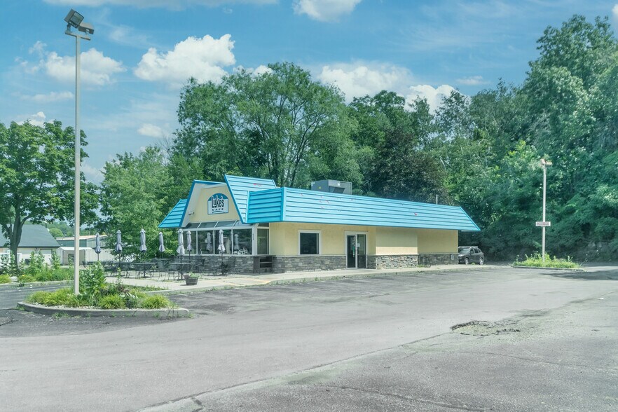 More Photos Of 6115 US Highway 51, McFarland Fast Food For Sale