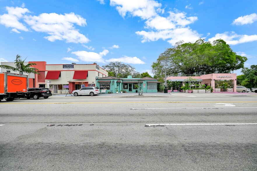 More Photos Of 7613-7617 Biscayne Blvd, Miami Storefront Retail Office For Sale