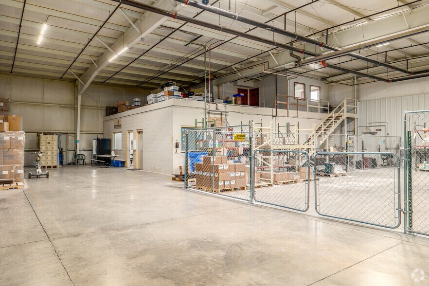More Photos Of 2000 Ashley Rd, Morris Manufacturing For Lease