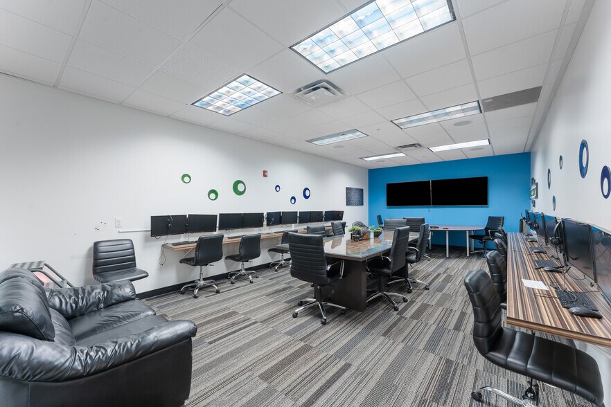 More Photos Of 480-518 W 800 N, Orem Medical For Lease