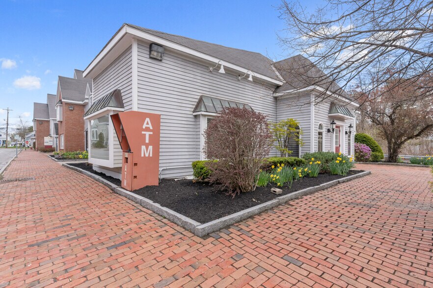 More Photos Of 5 Depot St, Freeport Storefront Retail Office For Sale