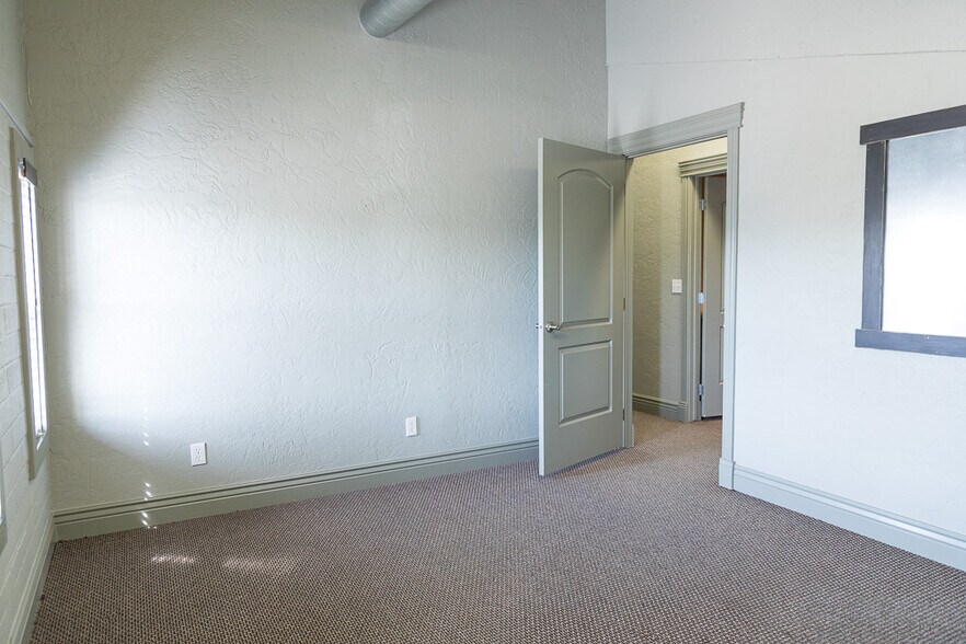 More Photos Of , Ontario Unknown For Sale