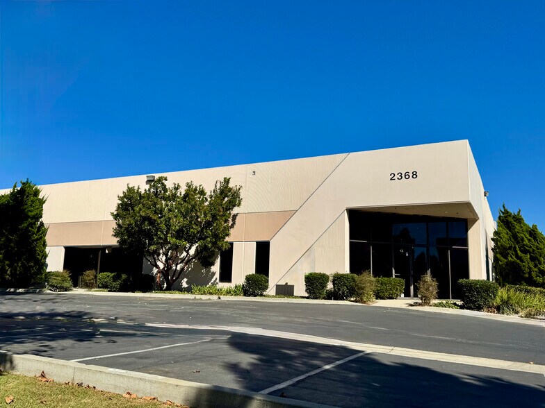 Primary Photo Of 2368 Eastman Ave, Ventura Distribution For Sale