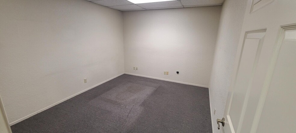 More Photos Of 10722 Arrow Route, Rancho Cucamonga Showroom For Lease