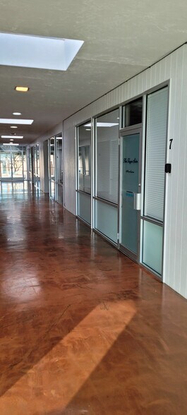 More Photos Of 2178 McCulloch Blvd N, Lake Havasu City Loft Creative Space For Lease