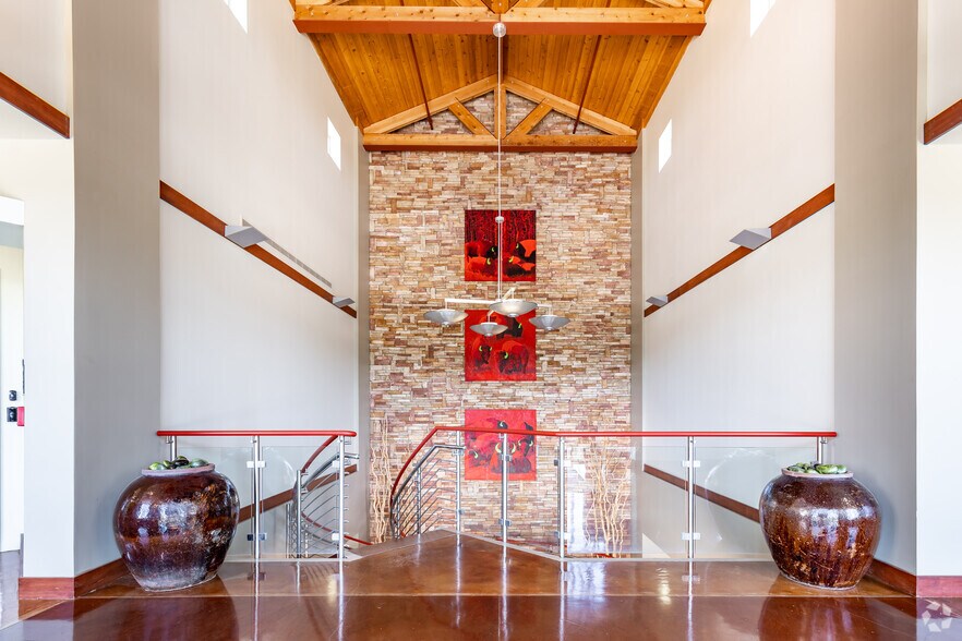 More Photos Of 1000 Texan Trl, Grapevine Office For Lease