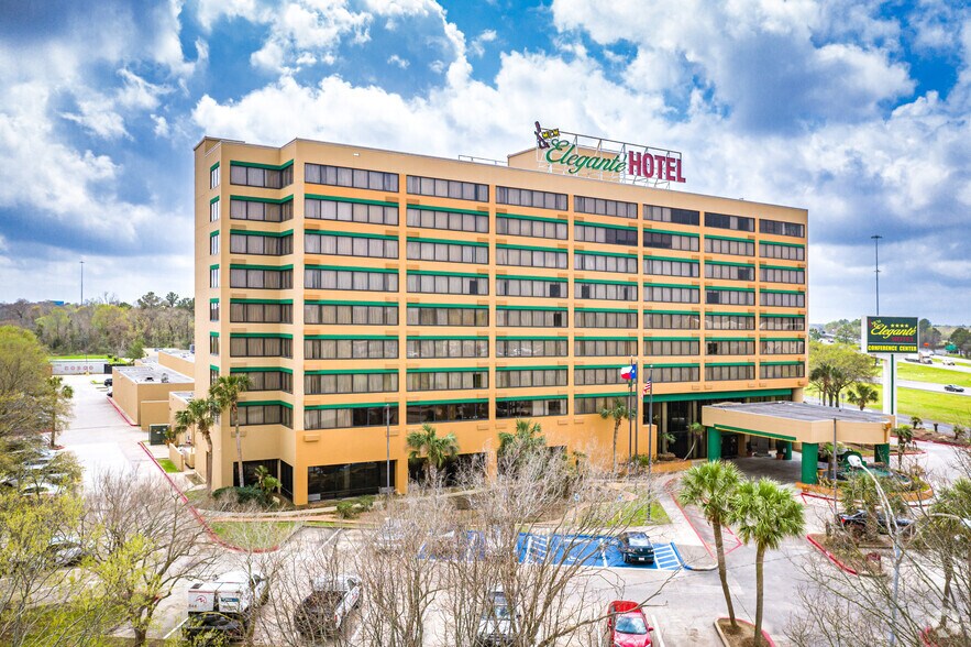 Primary Photo Of 2355 Interstate 10 S, Beaumont Hotel For Sale