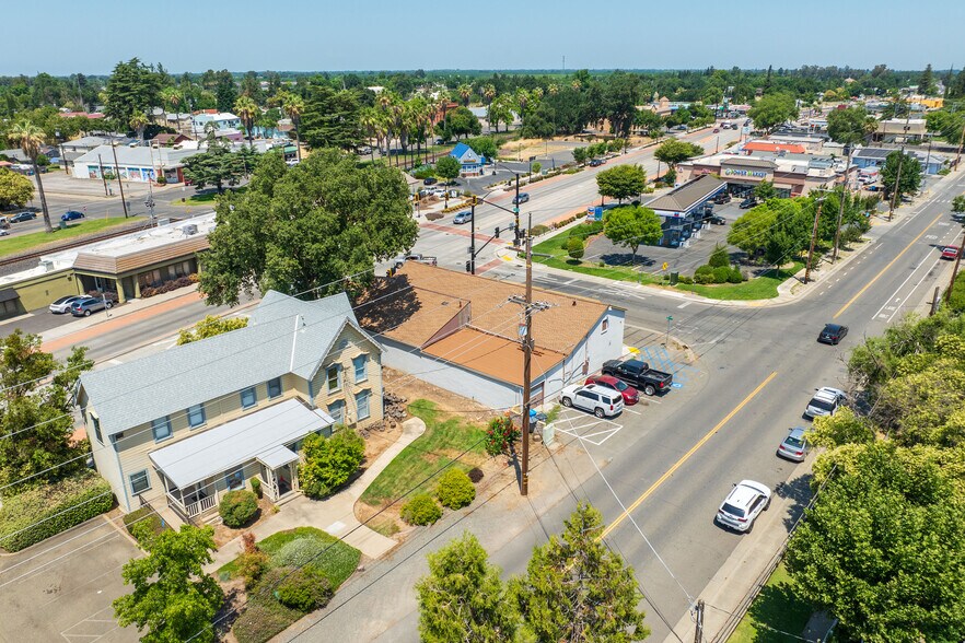 More Photos Of 9793 Live Oak Blvd, Live Oak Storefront Retail Office For Sale